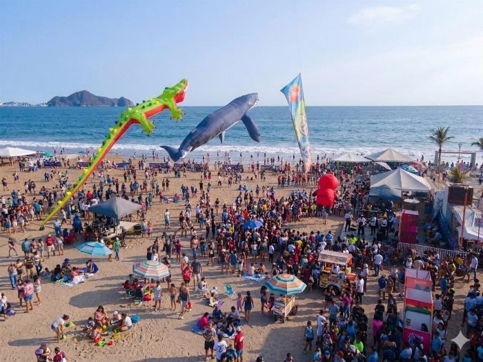 Presentan el Festival Costero 2026 que se realizará en Manzanillo y Cuyutlán del 22 al 24 de mayo
